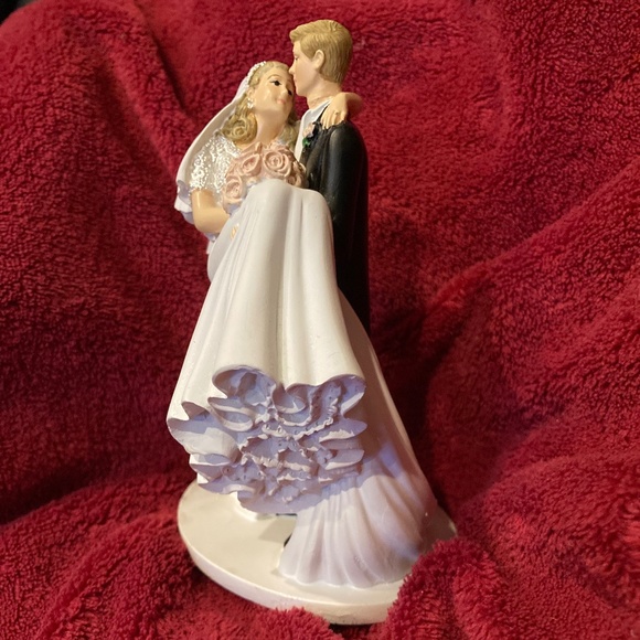 Cake Topper - Threshold of Happiness - Picture 3 of 6